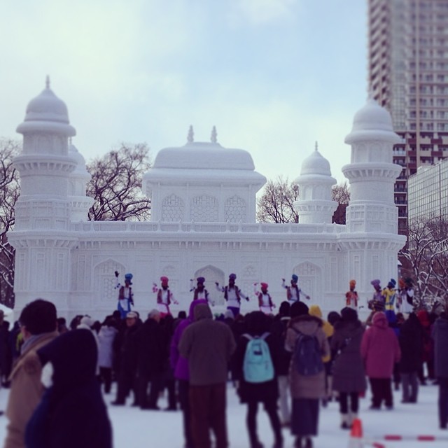 雪祭り インドダンス